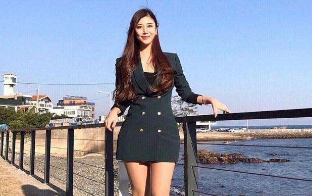 头发稀疏爱出油怎么洗,头发经常出油还掉发怎么调理