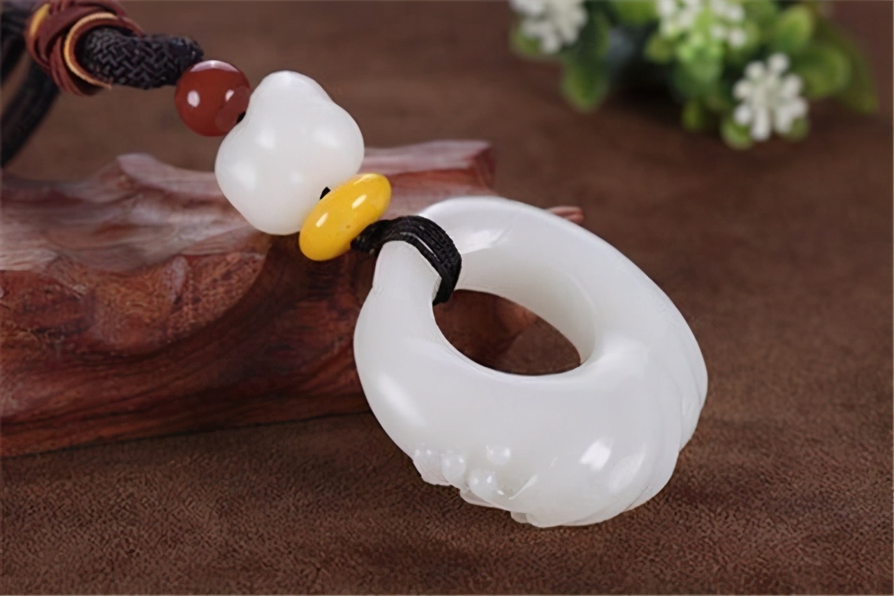 和田玉的鉴别方法视频教程全集,和田玉手镯鉴别最简单方法