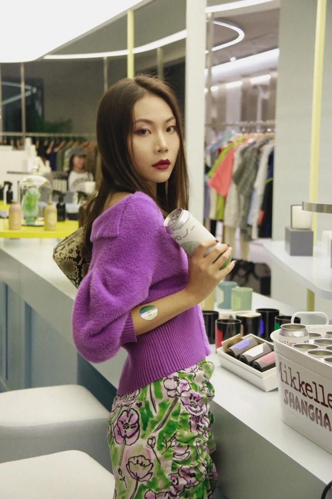 气质针织秋冬穿搭一整套,明星同款针织衫日常穿搭