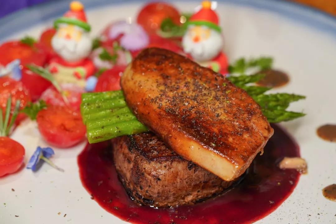 吃在济南|叮~您有一份圣诞套餐驾着麋鹿即将送达