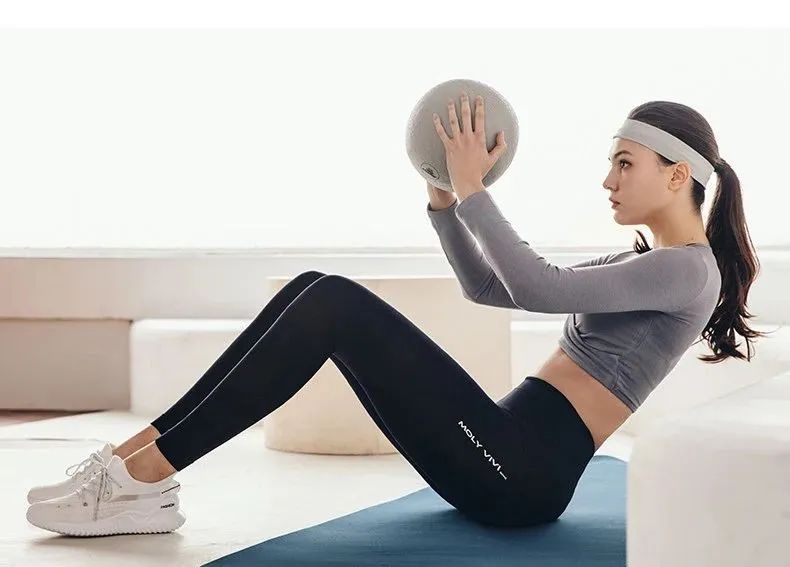 小白裤显瘦魔术裤,显瘦有弹性的魔术裤