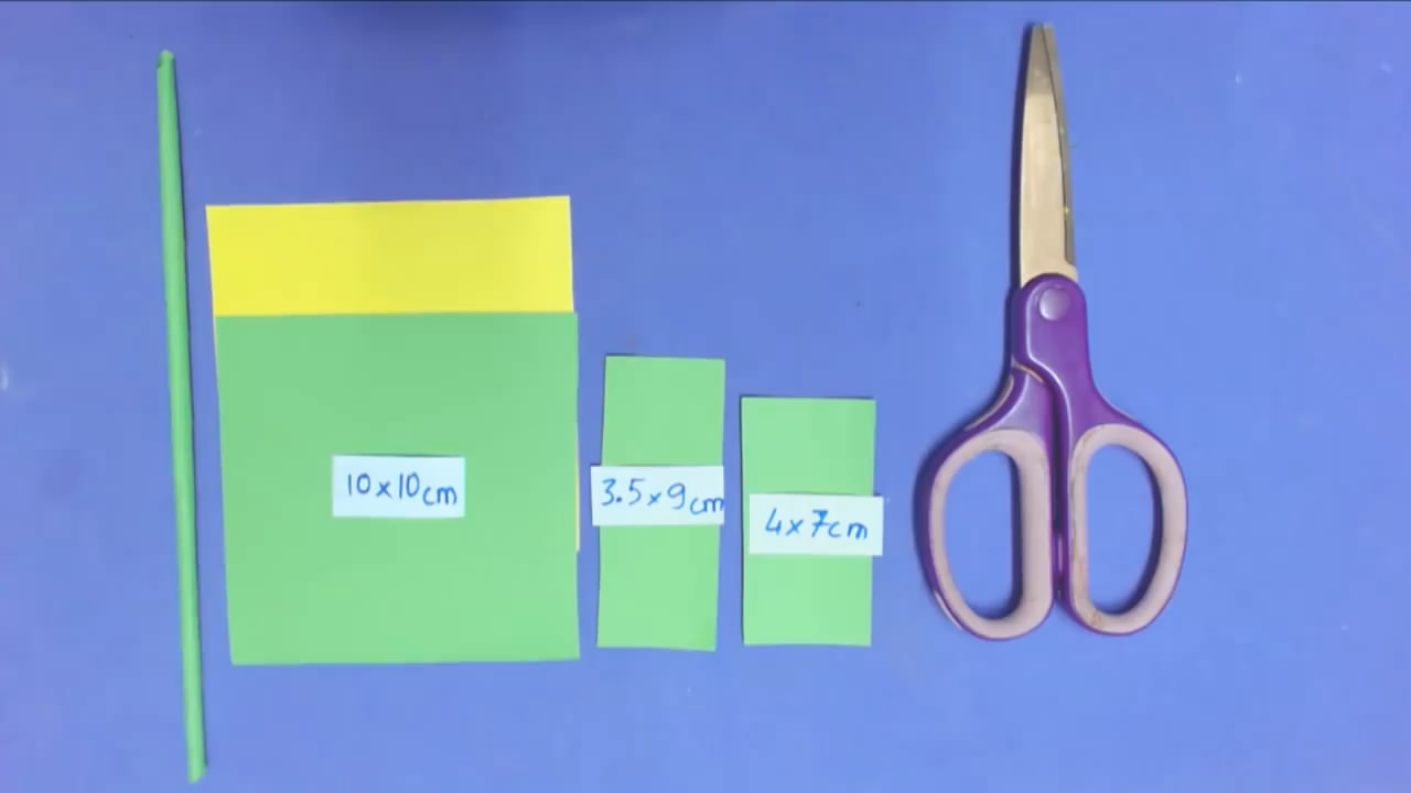 纸艺玫瑰花手工制作方法,纸艺网折最简单的玫瑰花