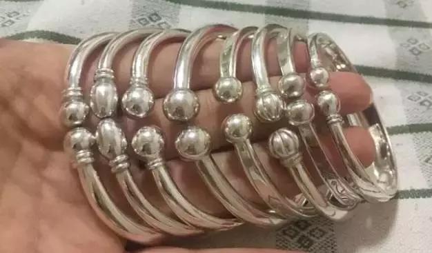 挑金项链选金手镯的方法,手把手教你选项链