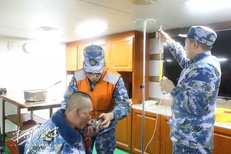 我们是中国海军完整版,我们是中国海军请立即离开英文