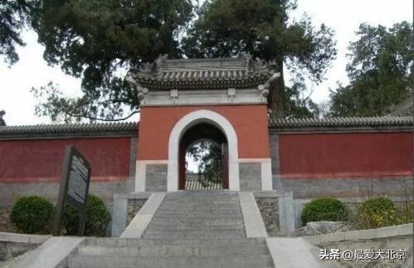 香山红叶几月去最好香山用预约吗,去北京香山看红叶别去爬山吗