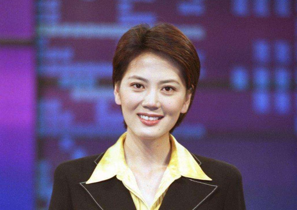 综艺大观谁主持过,综艺大观第一期主持人