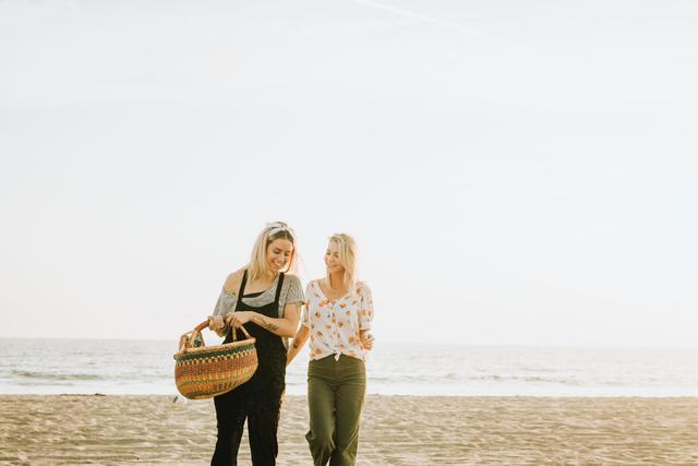 没上过学的全职妈妈能做什么工作,没有学历的全职妈妈学什么好