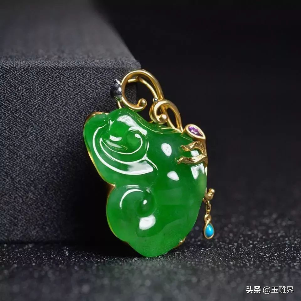 翡翠甜阳绿是什么颜色,翡翠老坑绿是什么颜色