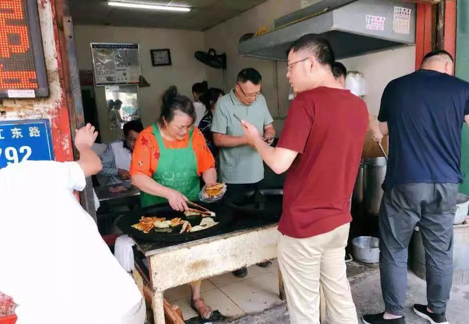 合肥十大老字号锅贴,合肥最好吃的锅贴饺