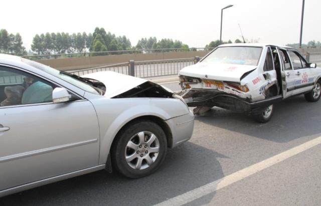 开车姿势看出你开车速度,掌握12个开车技巧新手开车不害怕