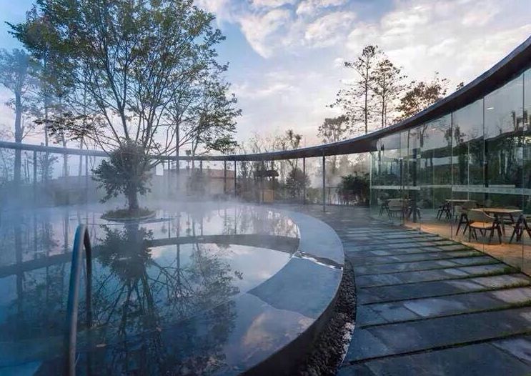 四川夏季适合泡天然温泉的地方,四川春节泡温泉推荐