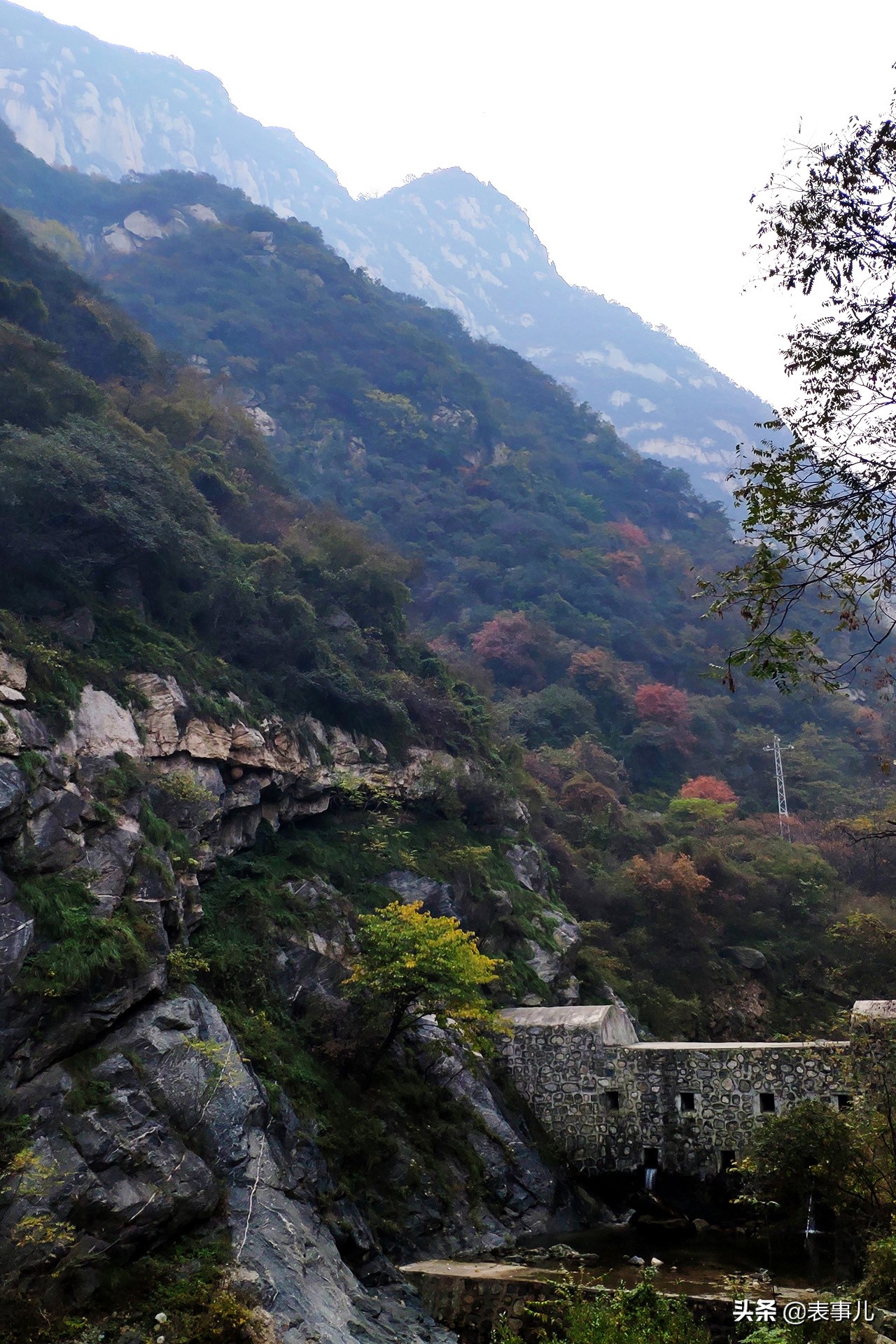 花160元和9个小时爬华山，还喝了一瓶15元的可乐，我是在找虐么？