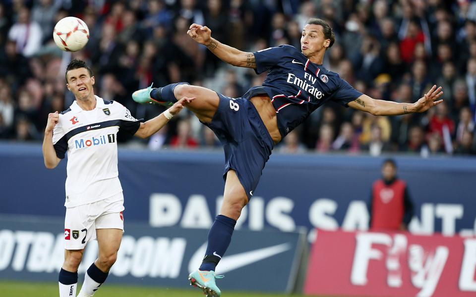 瑞典足球传奇进球精彩时刻,瑞典伊布拉希莫维奇倒勾