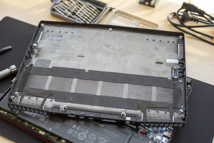 外星人alienware m15哪个颜色好 (外星人alienware m15 r7测评)