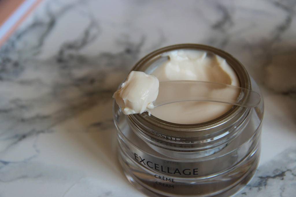 保湿眼霜推荐10款,18岁天生黑眼圈眼袋眼霜推荐平价