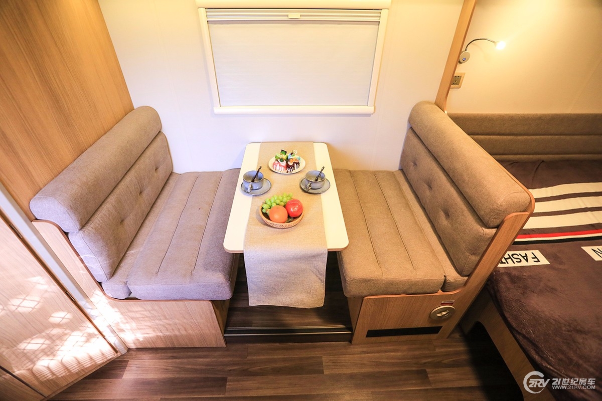 10万能买个什么样子的二手房车,10万左右能买房车吗