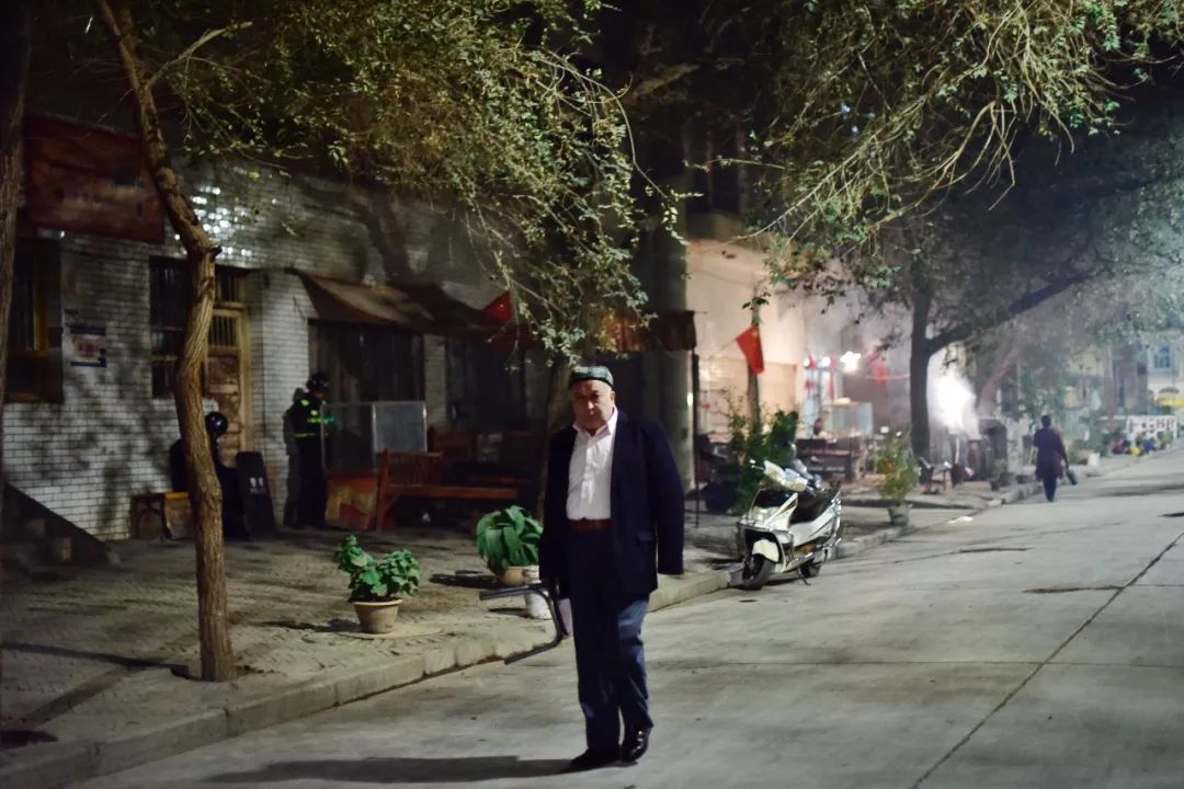 新疆炫富方式是什么,新疆喀什好种的花