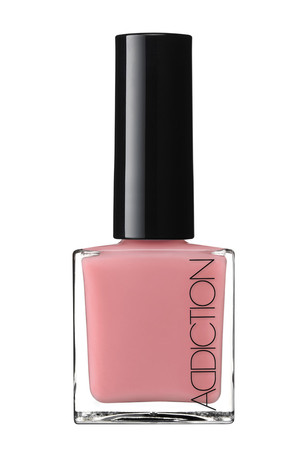 新娘指甲油推荐,春天裸色指甲油适合清新的你