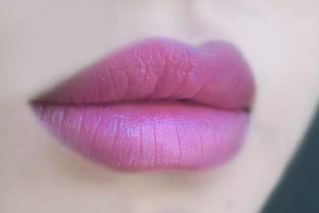 买到不合适自己的口红怎么办,买到不喜欢的口红怎么退货