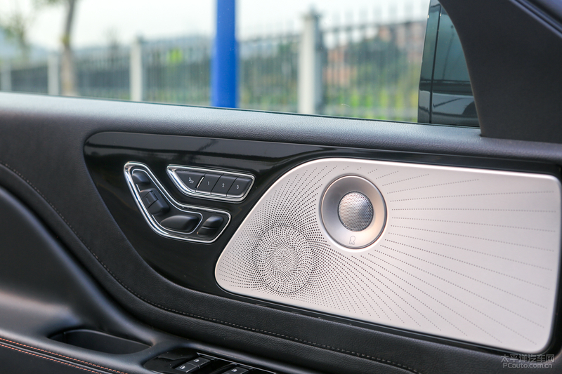 深度试驾体验林肯飞行家phev,宝马x5phev和林肯飞行家