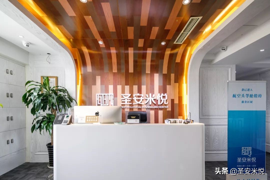 成年人的崩溃都在安静里,成年人的崩溃都是无声的大哭