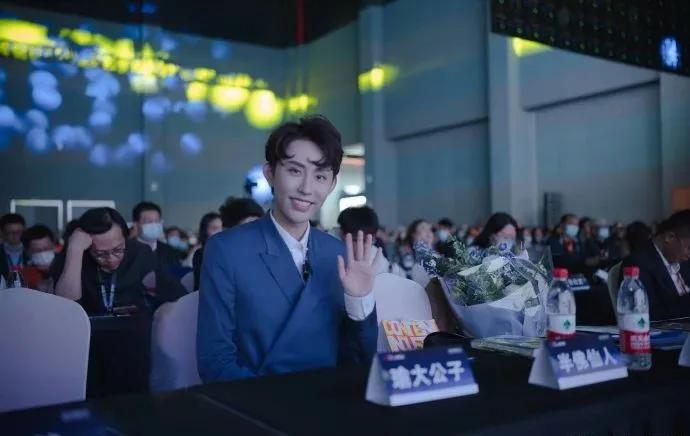 辛巴5分钟卖出超千万件螺蛳粉,13小时卖100亿