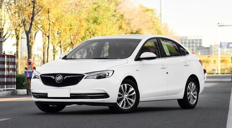 威朗四缸和英朗四缸到底选哪个好,价格配置一样选燃油车还是插混