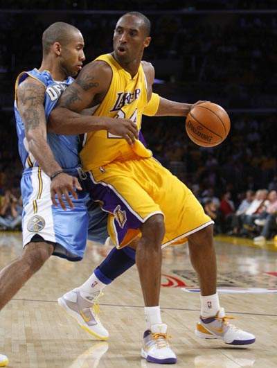 甜瓜40分绝杀热火,科比甜瓜总决赛视频