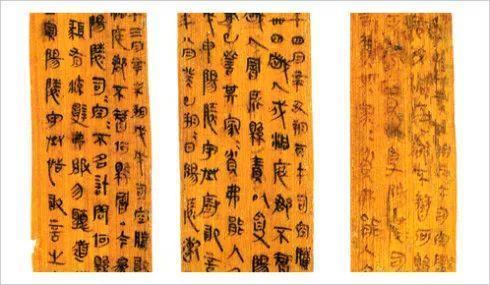 他身陷囹圄十年，却静心钻研出新字三千，被史称“隶书之父”