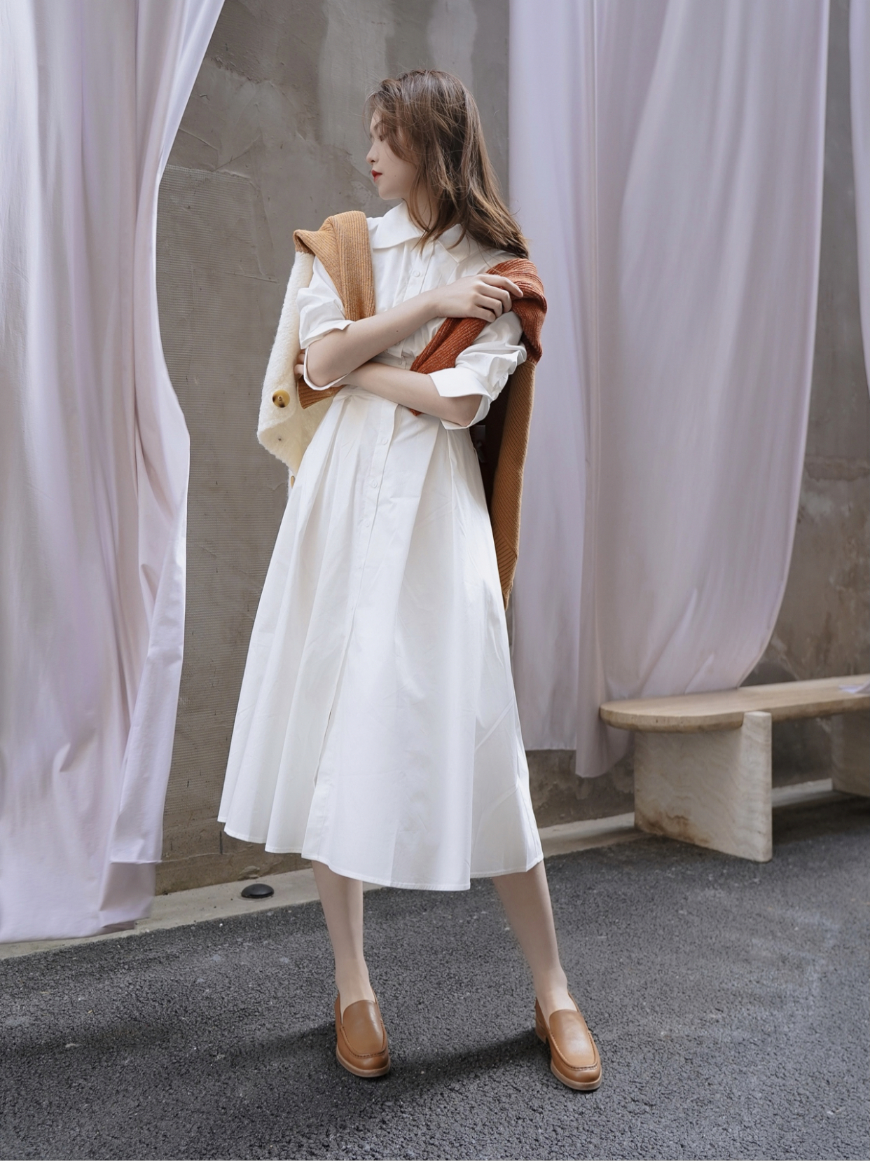 30多岁女人穿的裙子好看一点的,30岁女人穿连衣裙好看