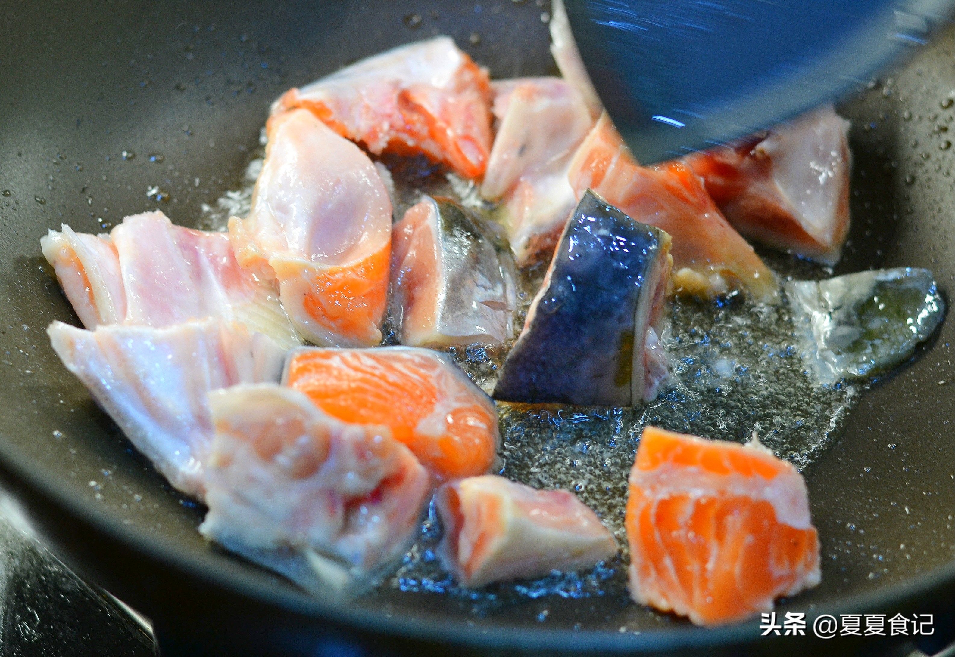 三文鱼头汤有营养价值吗,怎样做三文鱼头汤好喝