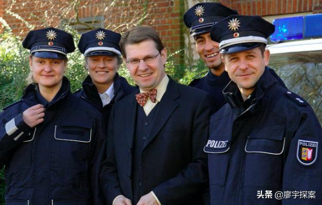 寰峰浗宸炴棗璀﹀窘,寰峰浗鍚勫窞璀﹀窘