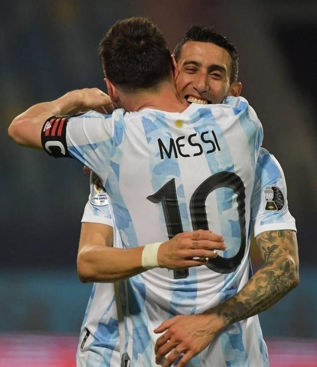 梅西追平C罗纪录,梅西追平大罗