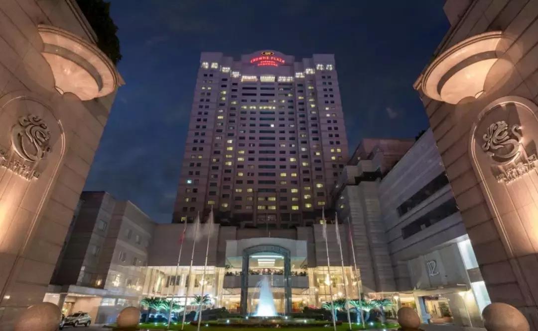 皇冠假日怎么样,住皇冠假日便宜点