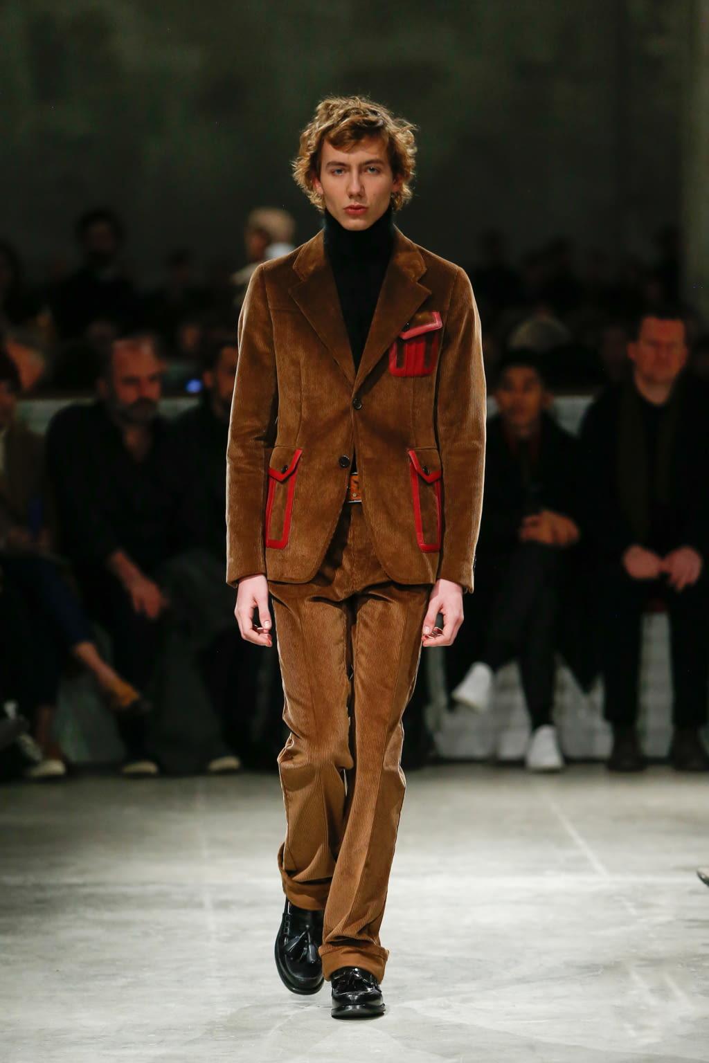 灯芯绒展示,国际品牌灯芯绒