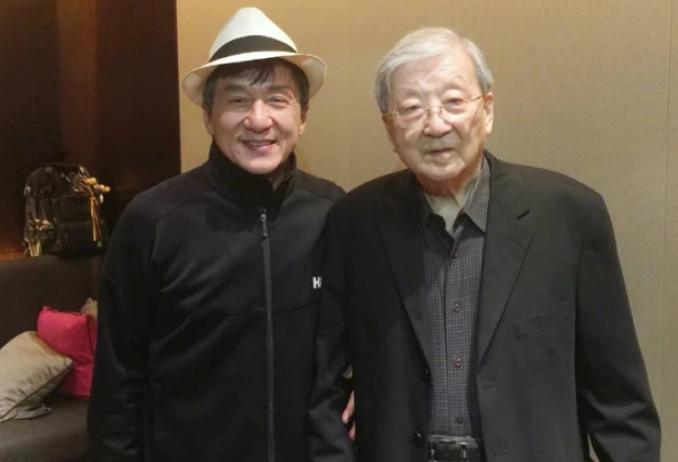 房祖名谈林凤娇哭,房祖名绿色衣服