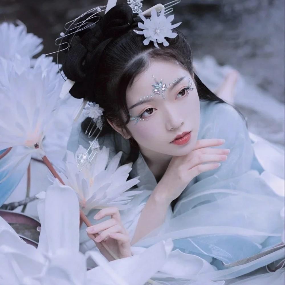 《盛宠娇妾:宠妾养成手册》可爱软糯小兔如何养成,宠着就好