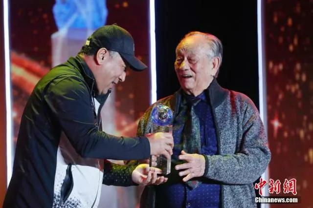 世界羽坛名将韩健,羽坛天王韩健