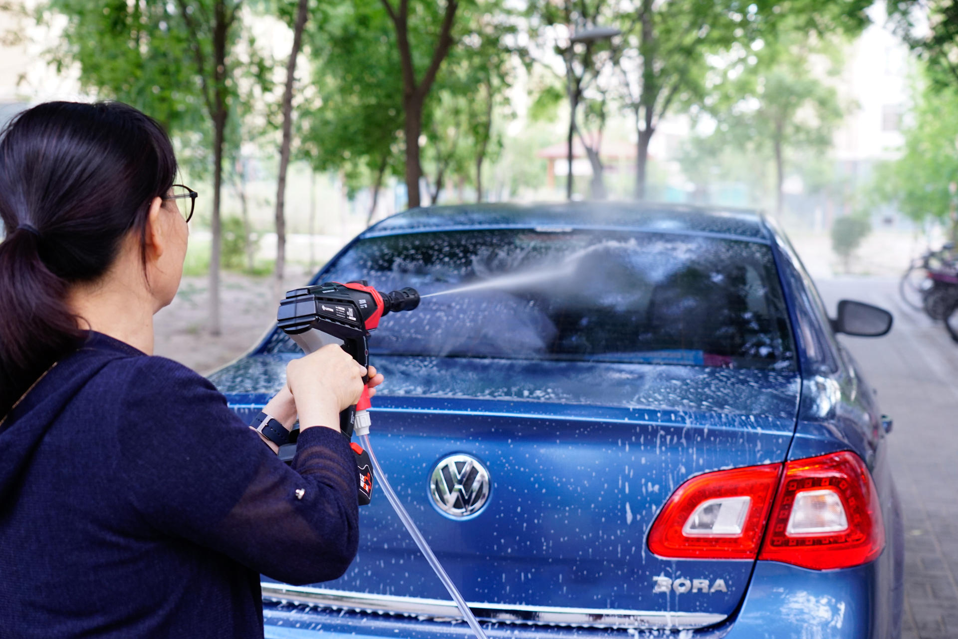 绿田洗车机能用几年,一桶水洗车机能用多久