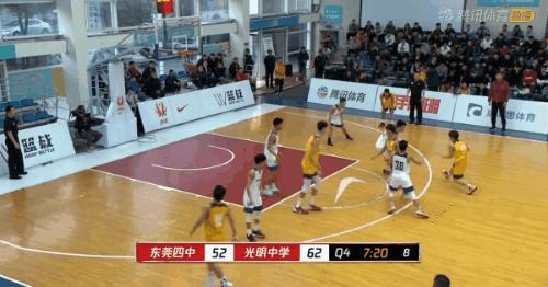 2米14+2米15，深圳体校出来的南北第一中锋，学界的BUG