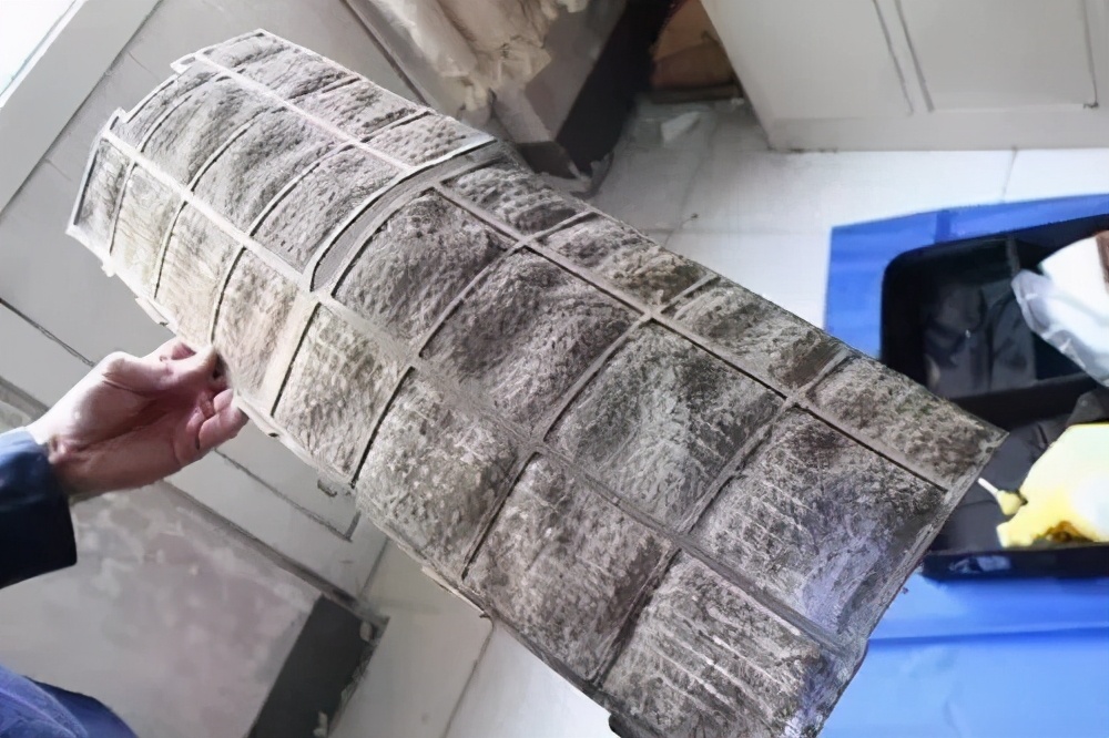 夏天洗空调怎么洗,夏天来了清洗空调师傅怎么清洗