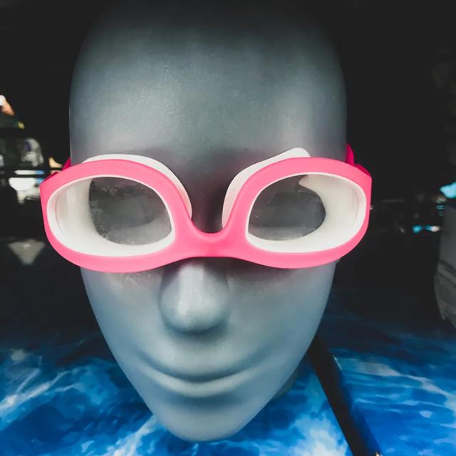 带宝宝游泳有必要吗,带孩子游泳需要带什么