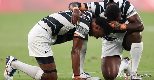 完美的卫冕90万岛民的狂欢