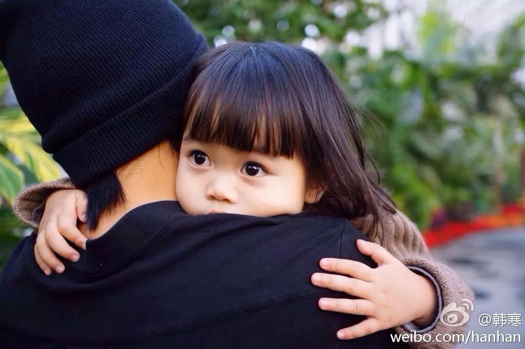 韩寒现在怎样了,沈腾韩寒没人接机完整版