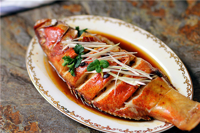 东星斑清蒸做法,清蒸东星斑蒸几分钟