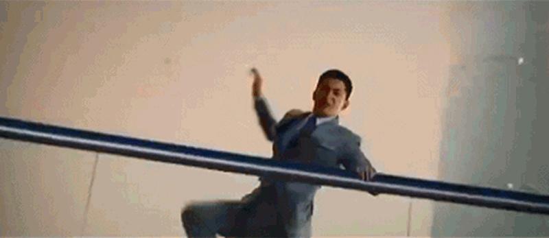 66岁高龄的成龙还能打，他才是披荆斩棘的《急先锋》