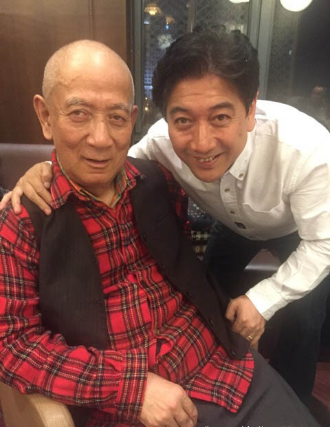 水均益赡养单身残疾大哥，催人泪下手足情