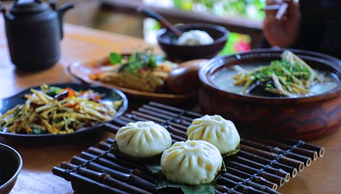 李子柒挖冬笋视频全集,李子柒挖竹笋完整视频