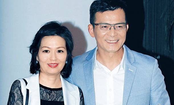 黄日华老婆梁洁华出殡,梁洁华出殡黄日华写信