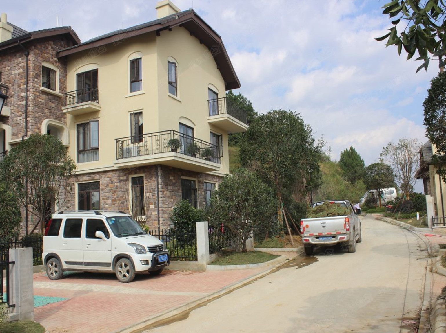 一句话评论各楼盘,贵阳双龙区别墅区